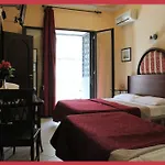 Oda ve Kahvaltı La Storia Di 3*