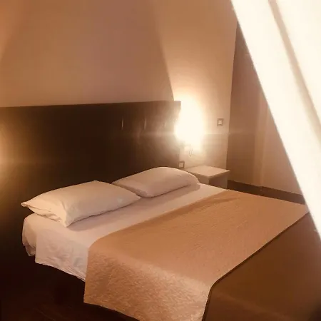 Bed & Breakfast La Storia Di Neapol